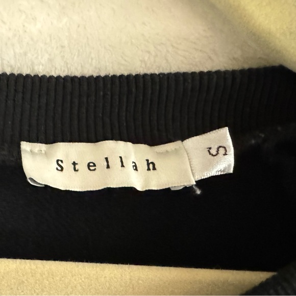 Stellah ruffle zipper sweatshirt top - Picture 2 of 6